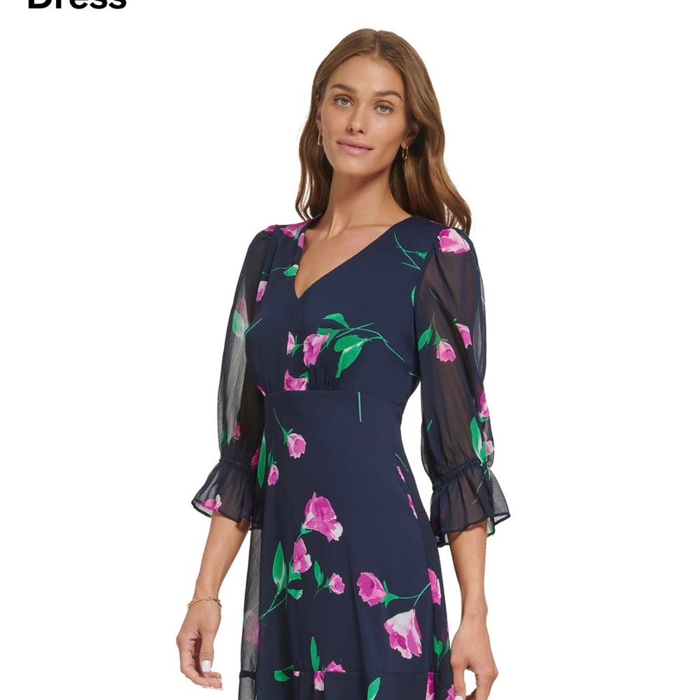 Women's Printed V-Neck Ruffle-Hem Dress